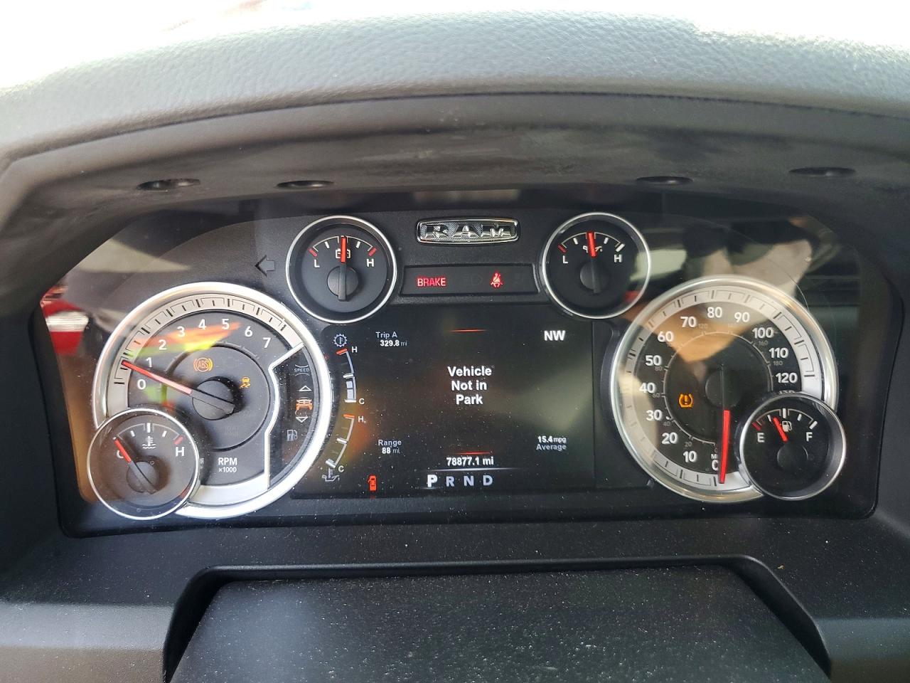 2015 RAM 1500 SLT photo 25