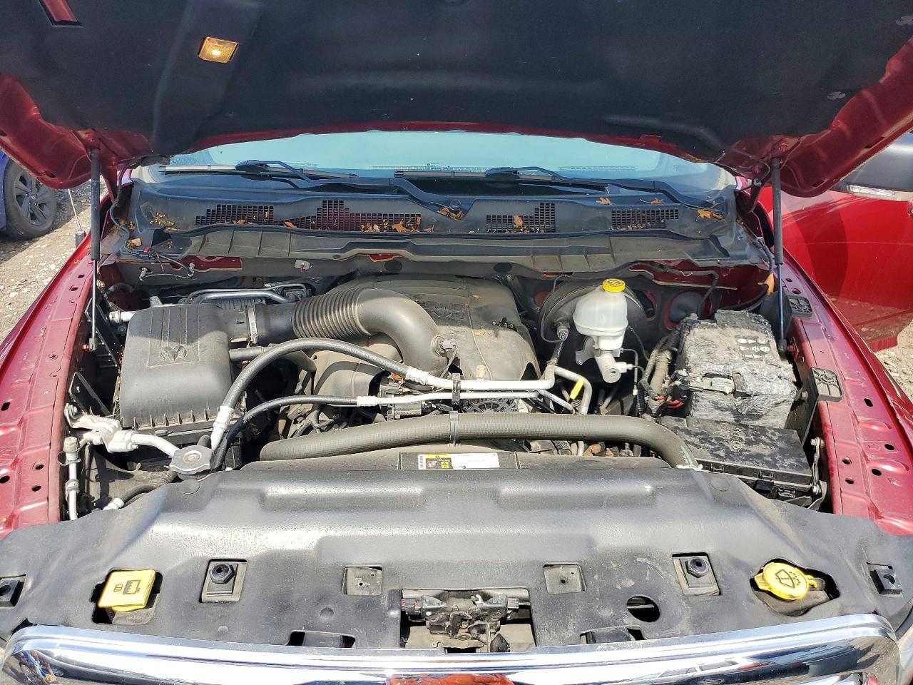 2015 RAM 1500 SLT photo 31