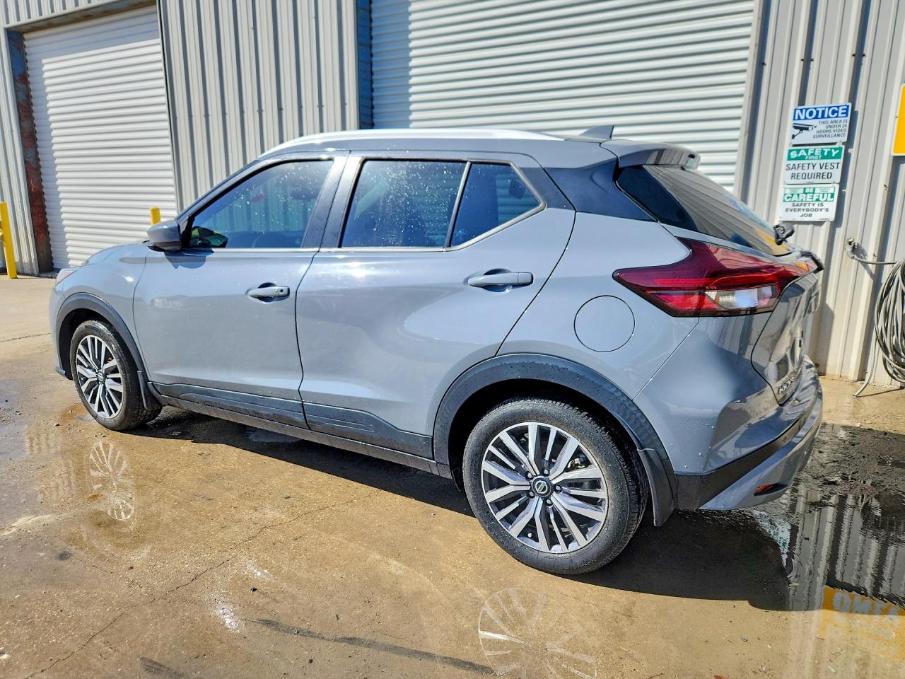 2021 NISSAN KICKS SV photo 3