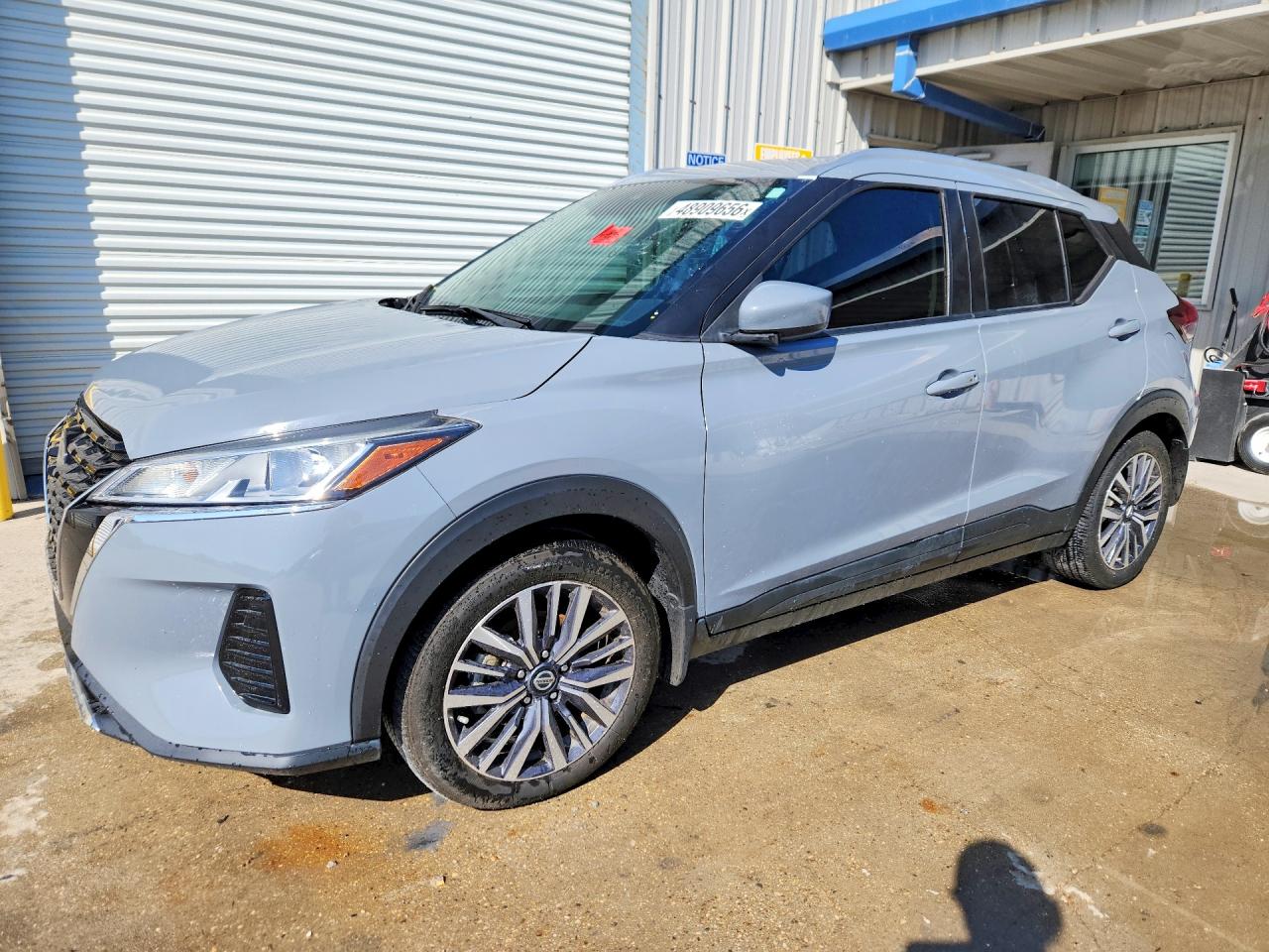 2021 NISSAN KICKS