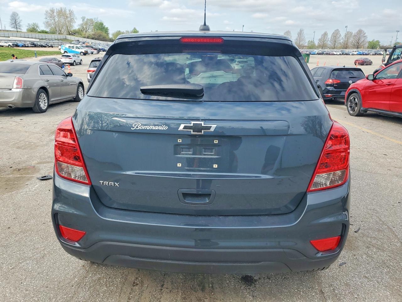2021 CHEVROLET TRAX LS photo 16