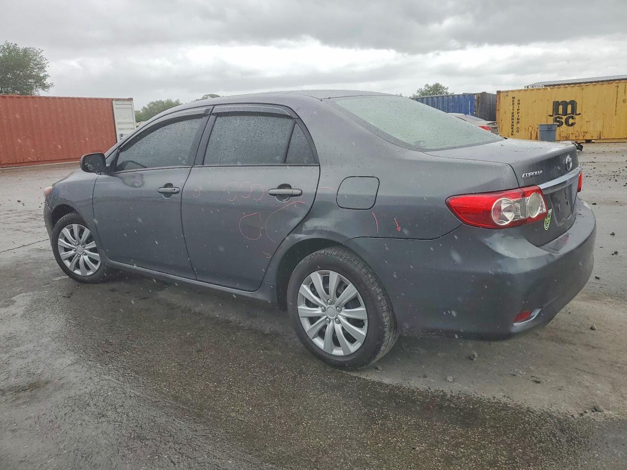 2012 TOYOTA COROLLA LE photo 2