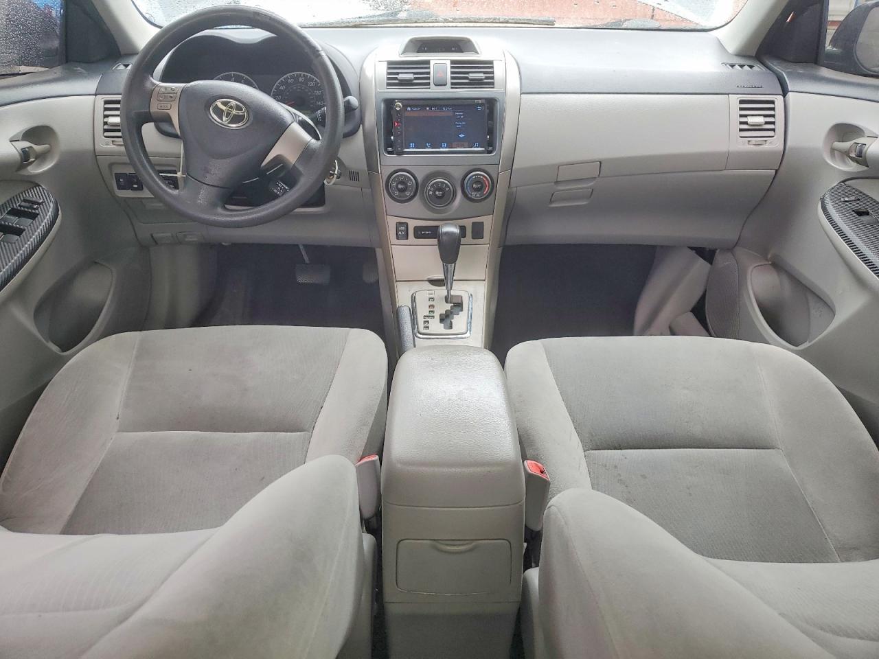 2012 TOYOTA COROLLA LE photo 8