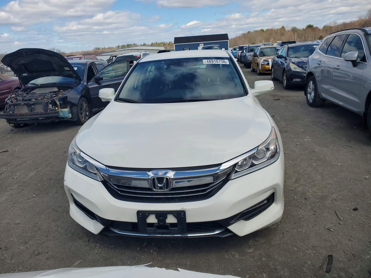 2017 HONDA ACCORD HYBRID photo 9