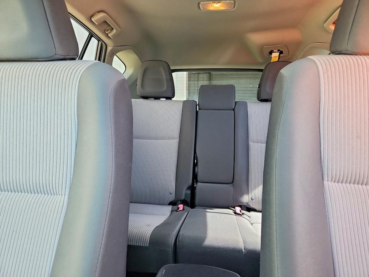 2014 TOYOTA RAV4 LE photo 10