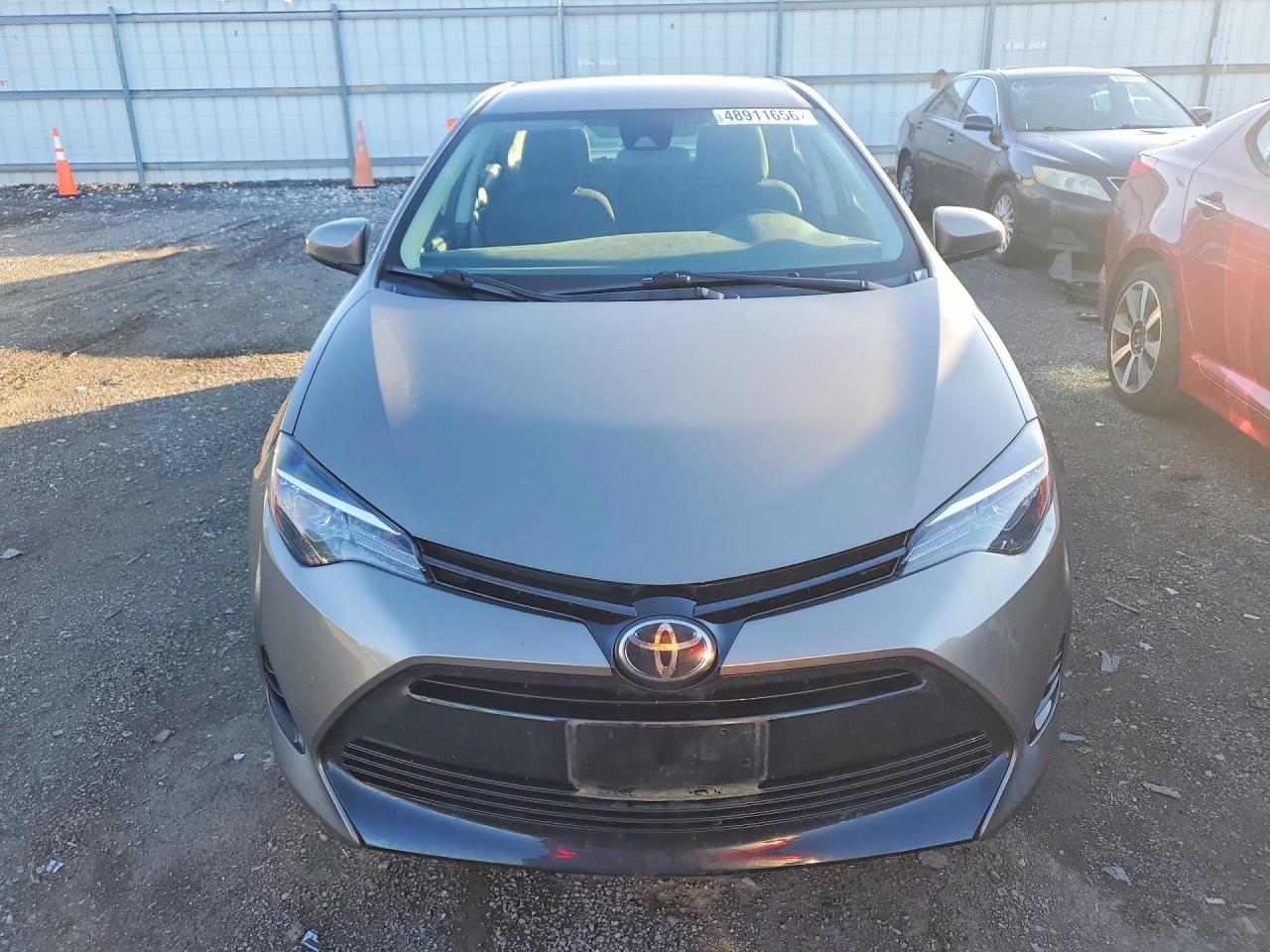 2018 TOYOTA COROLLA LE photo 13