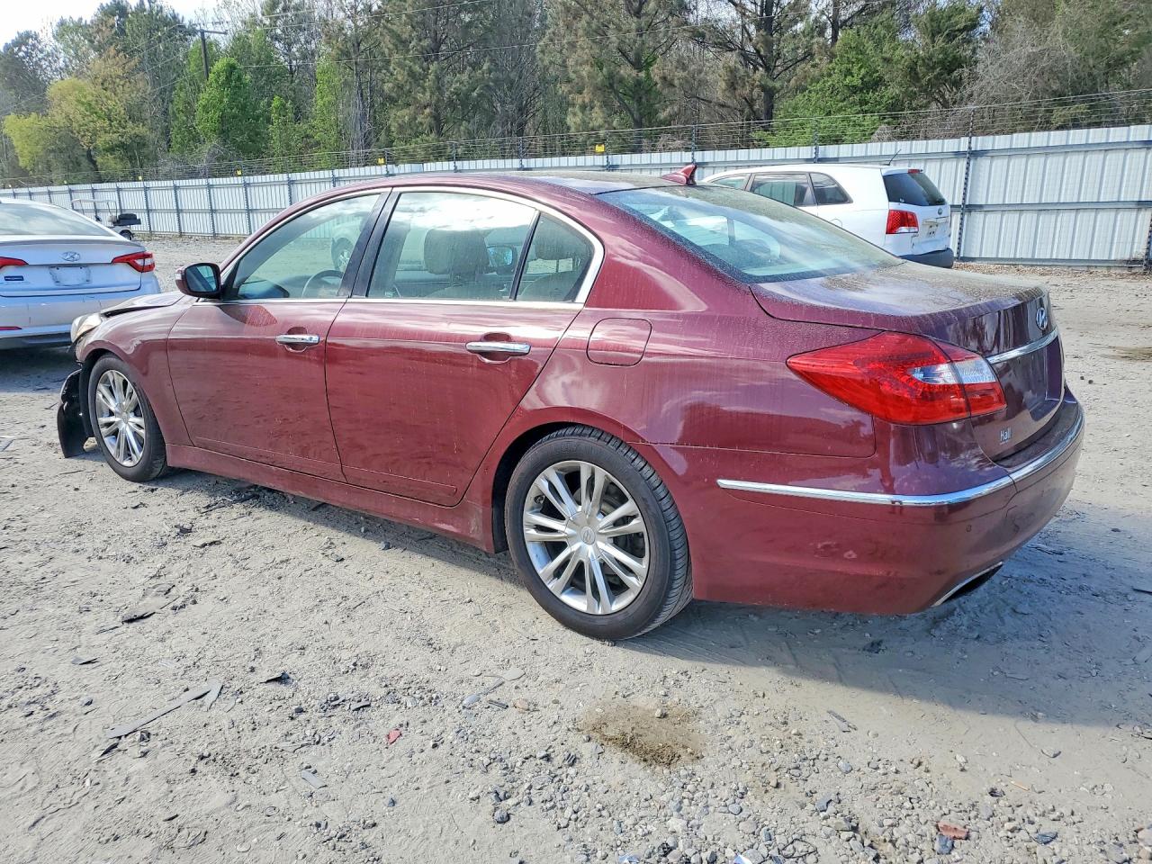 2012 HYUNDAI GENESIS 3.8L V6 photo 2
