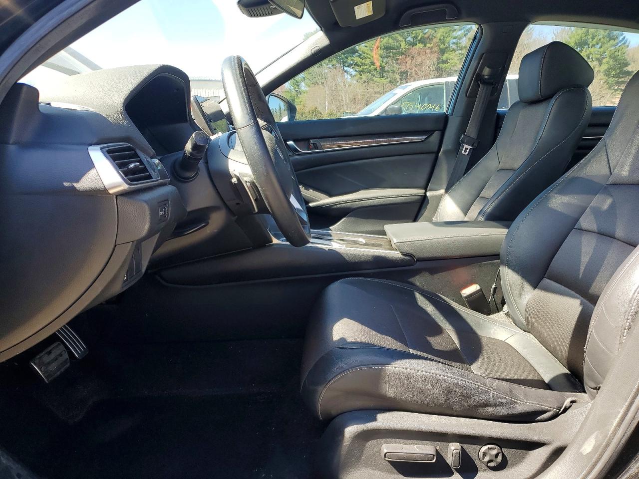 2020 HONDA ACCORD SPORT photo 19