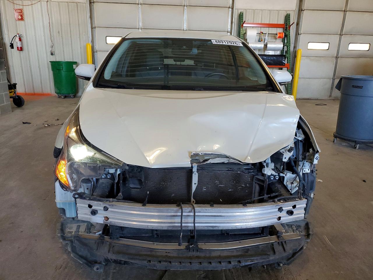 2017 TOYOTA PRIUS FOUR photo 9