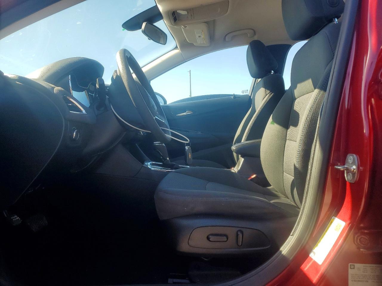 2017 CHEVROLET CRUZE LT photo 13