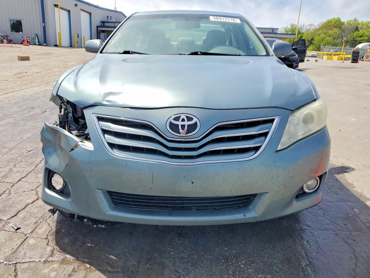 2010 TOYOTA CAMRY XLE V6 photo 5