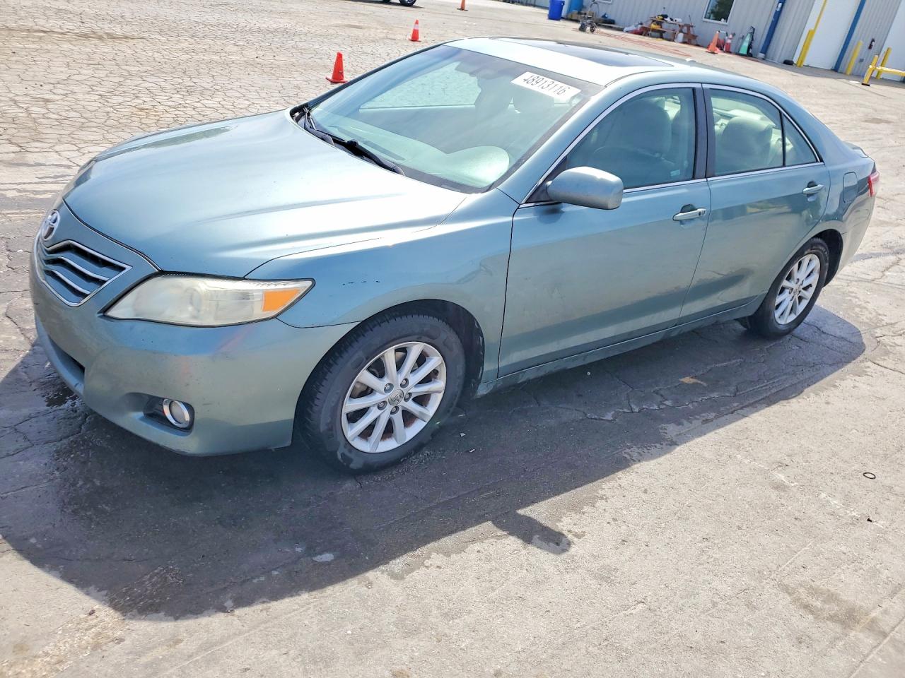 2010 TOYOTA CAMRY