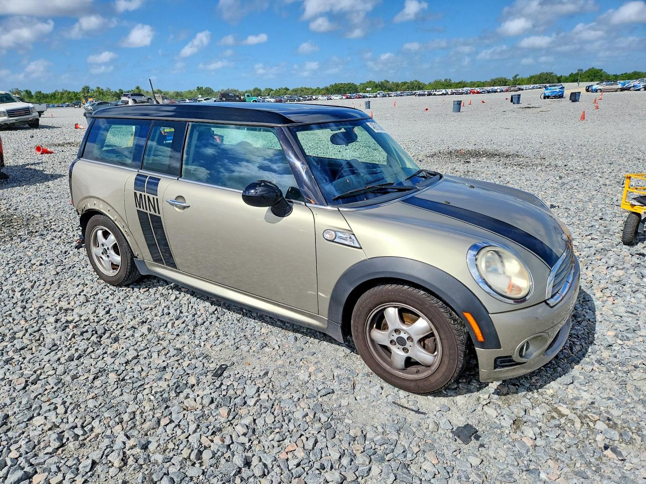 2011 MINI COOPER photo 10