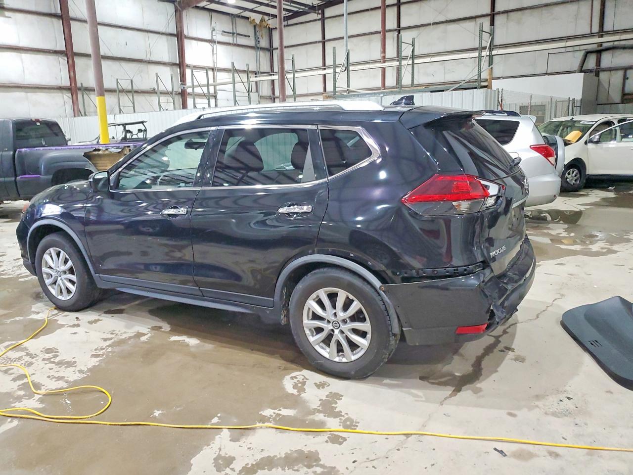2018 NISSAN ROGUE SV photo 3