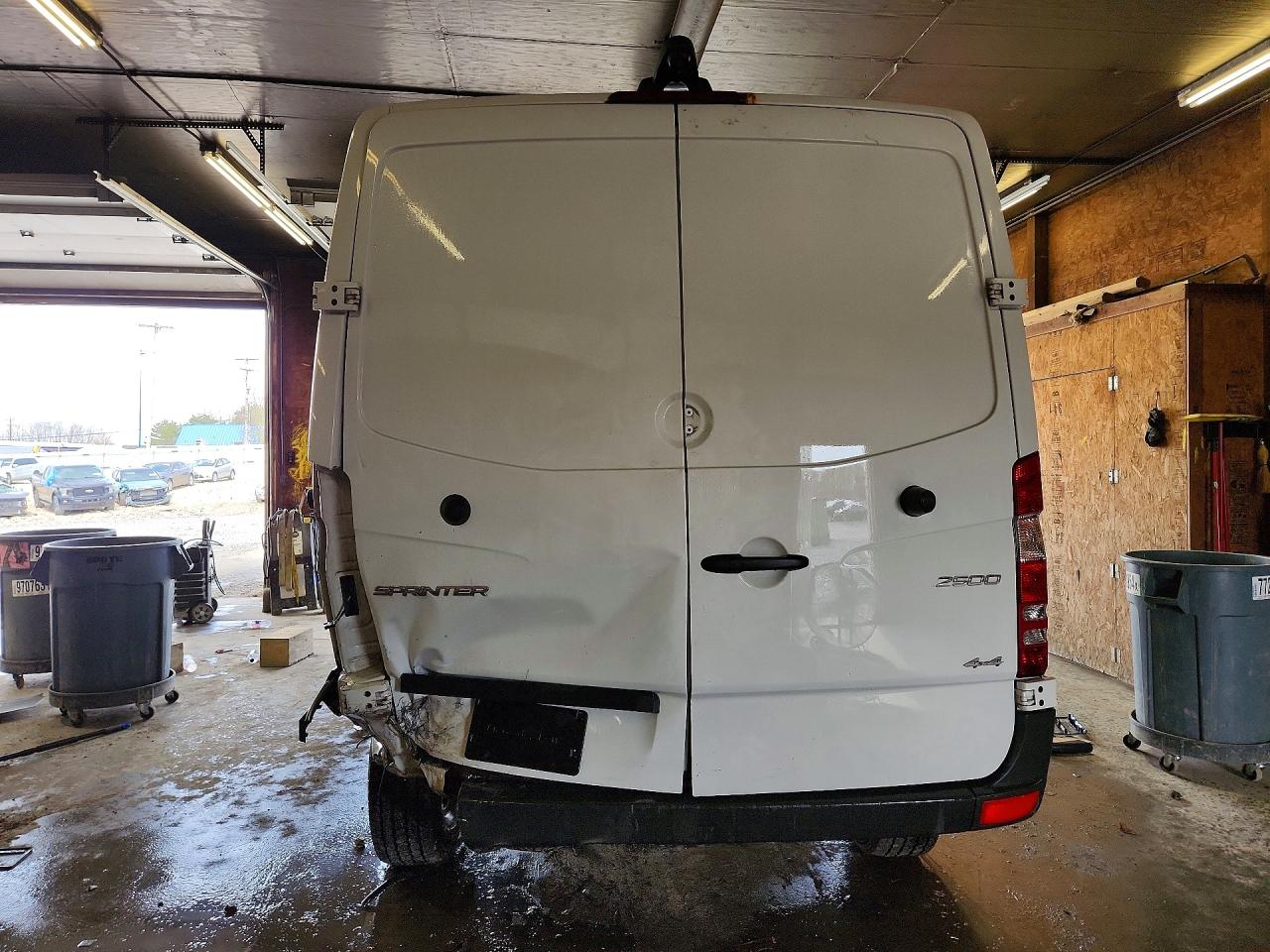 2017 MERCEDES-BENZ SPRINTER 2500 photo 16