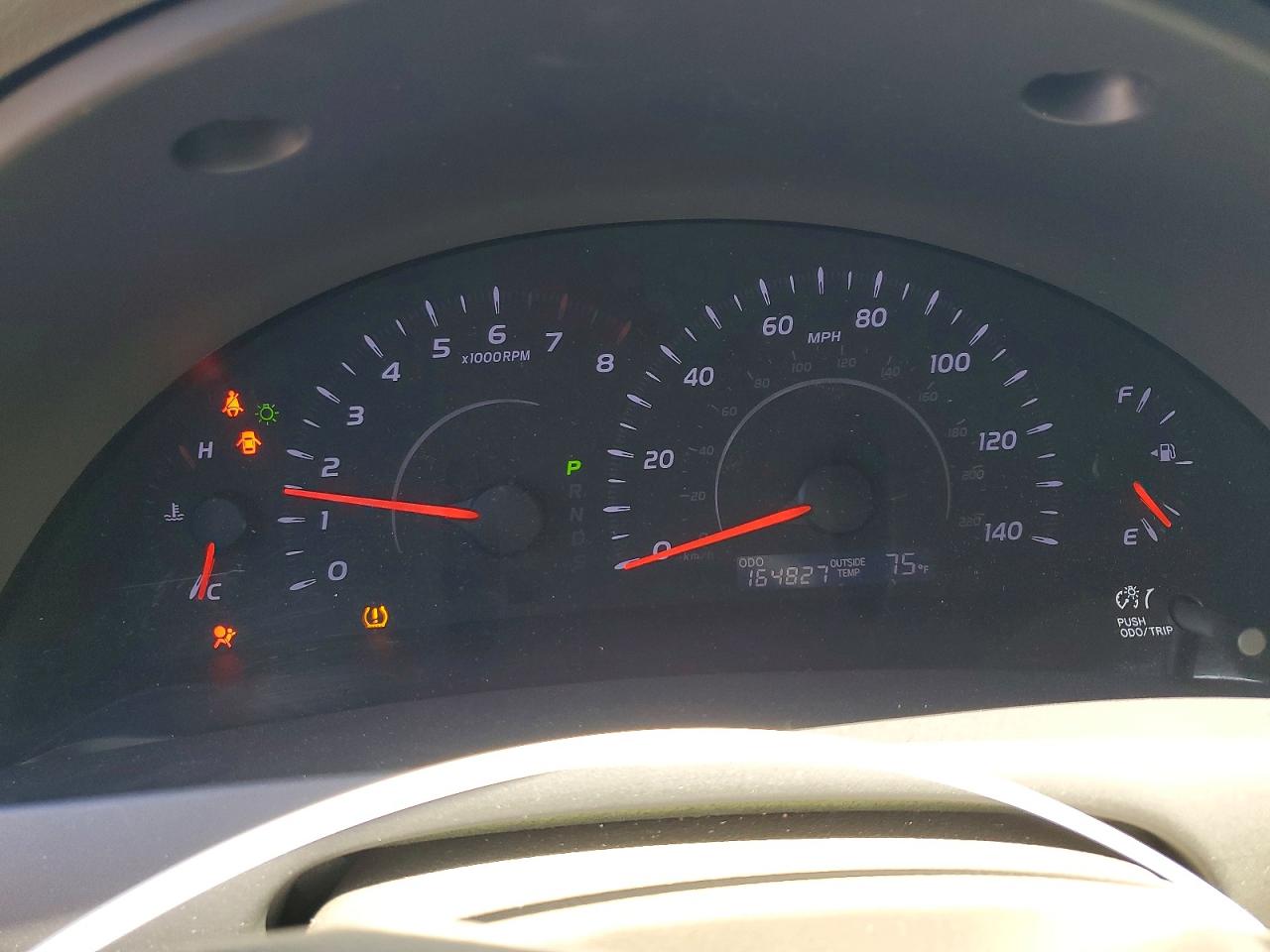 2011 TOYOTA CAMRY LE photo 25