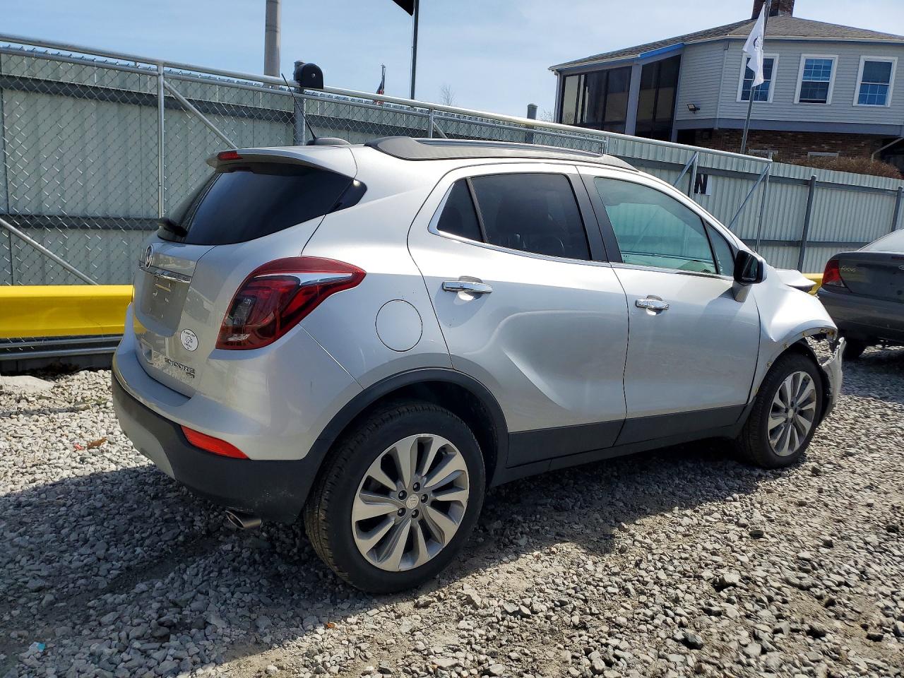 2020 BUICK ENCORE PREFERRED photo 5
