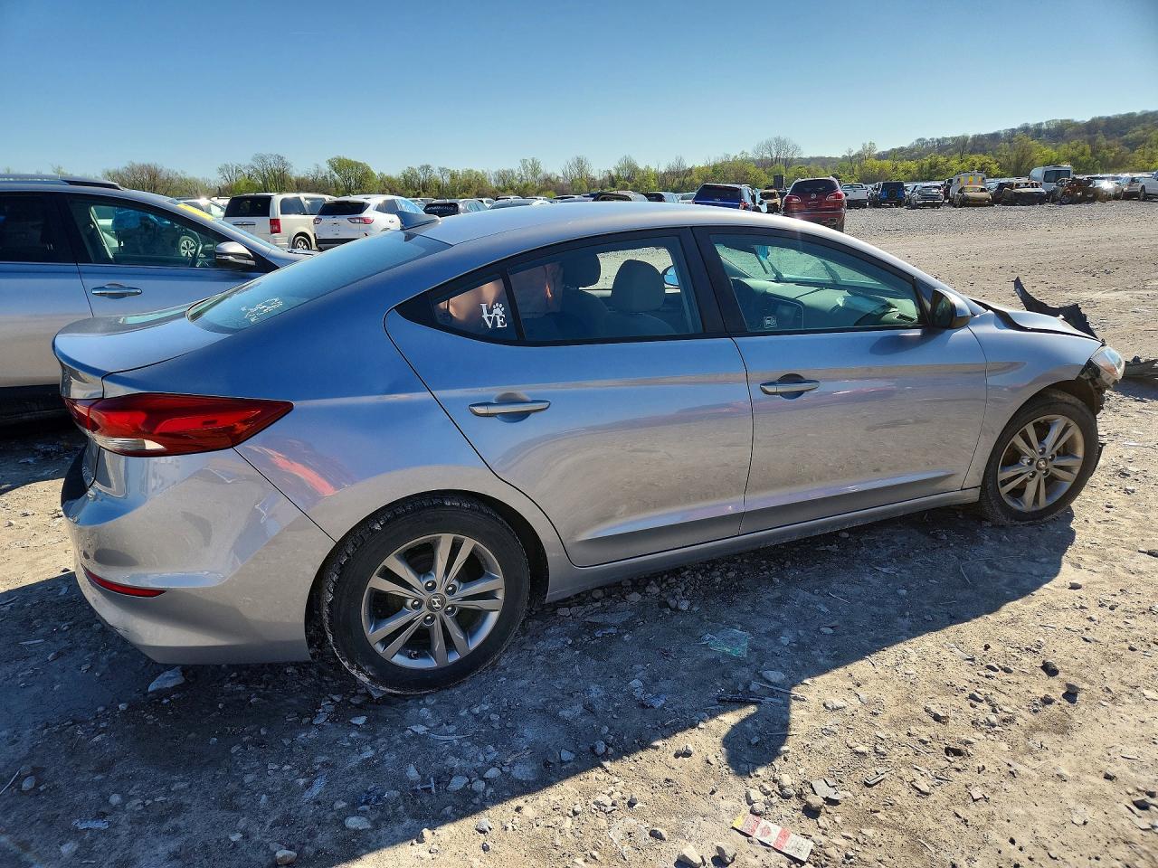2017 HYUNDAI ELANTRA SE photo 3