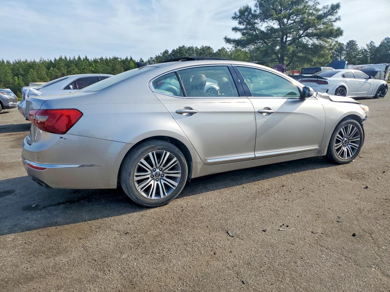 2014 KIA CADENZA PREMIUM photo 5
