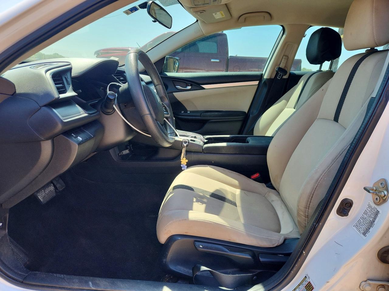 2016 HONDA CIVIC LX photo 7