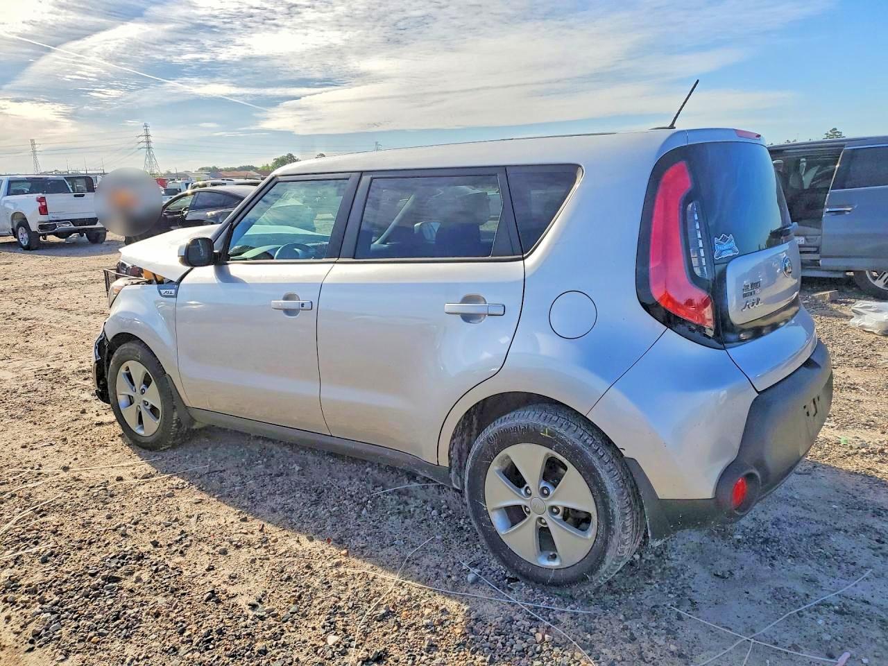2015 KIA SOUL photo 3