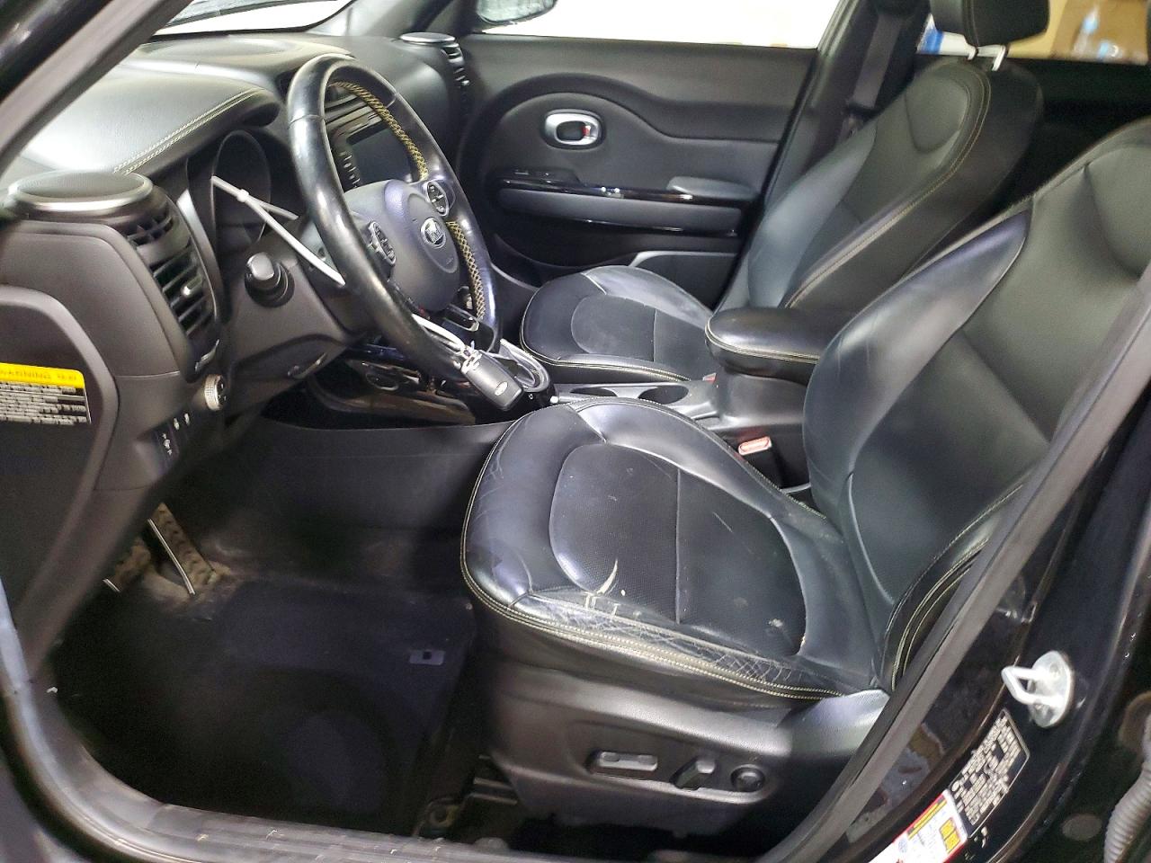 2015 KIA SOUL + photo 13