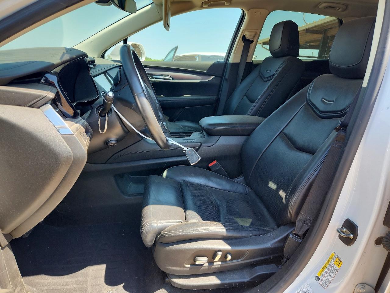 2017 CADILLAC XT5 LUXURY photo 13