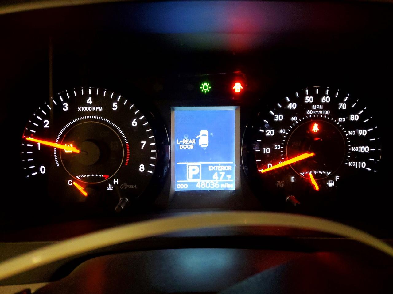 2017 TOYOTA SIENNA LE 8-PASSENGER photo 25