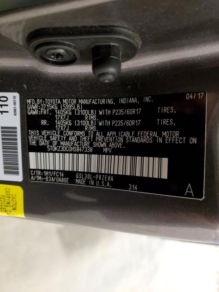 2017 TOYOTA SIENNA LE 8-PASSENGER photo 40