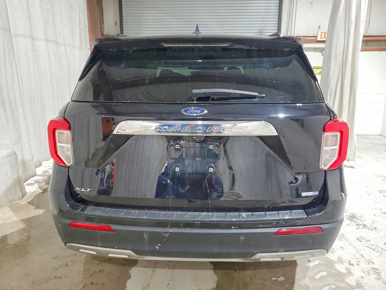 2020 FORD EXPLORER XLT photo 11