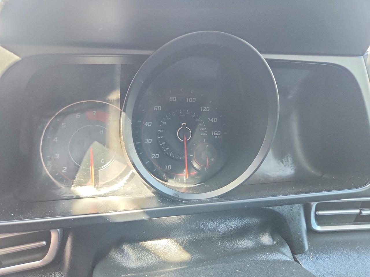 2021 HYUNDAI ELANTRA SE photo 17