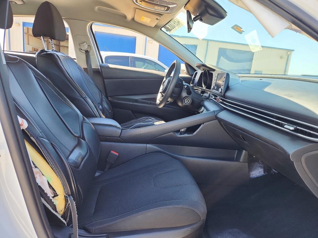 2021 HYUNDAI ELANTRA SE photo 13
