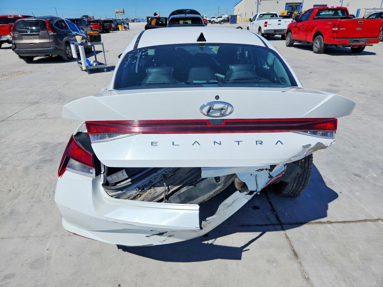 2021 HYUNDAI ELANTRA SE photo 11