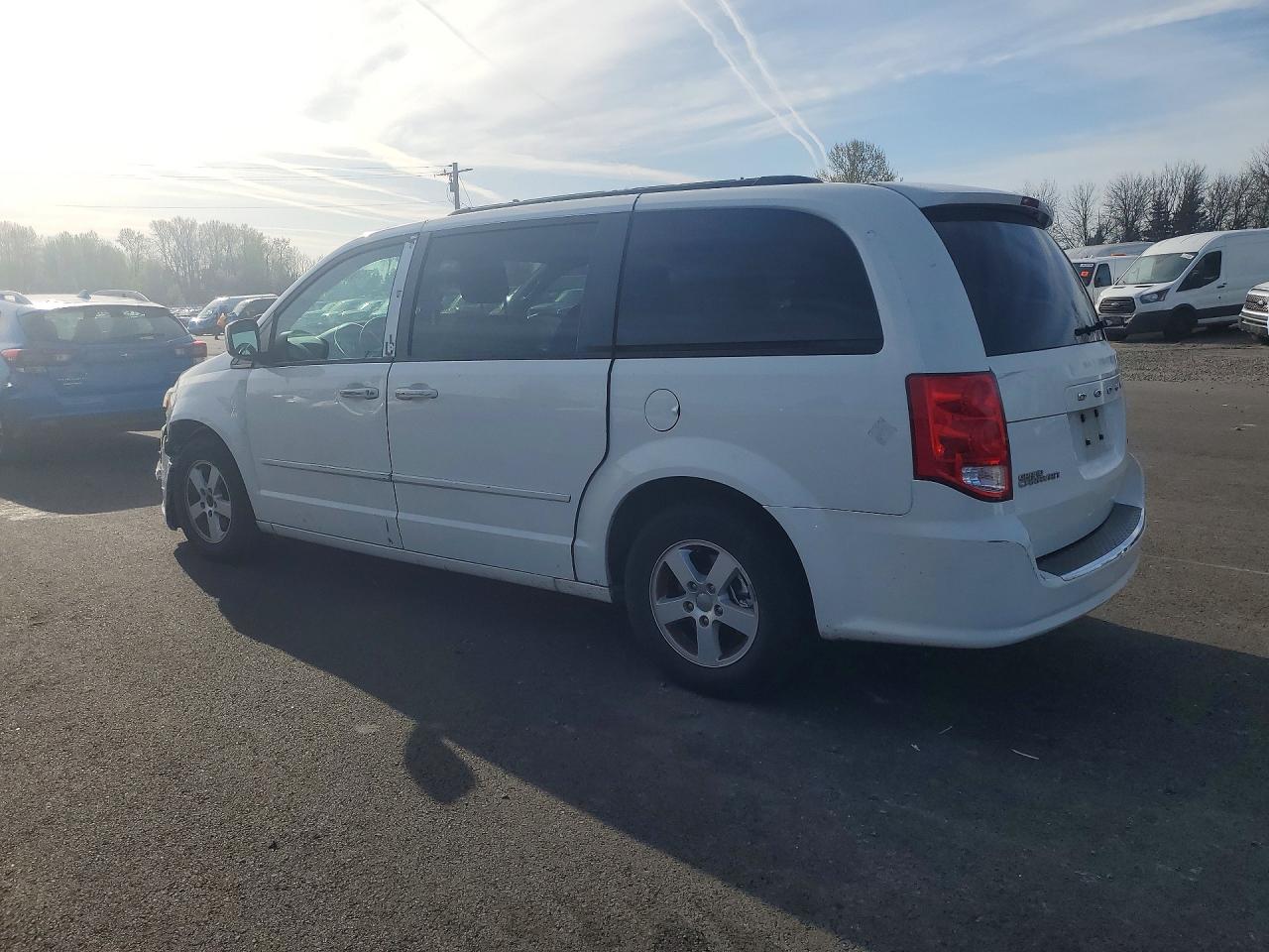 2012 DODGE GRAND CARAVAN SXT photo 4