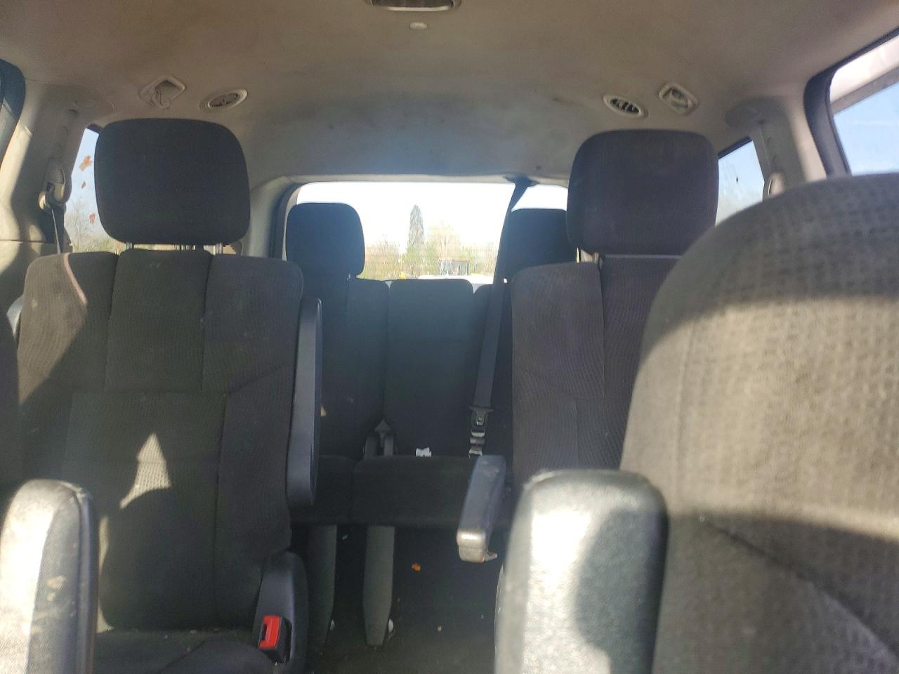 2012 DODGE GRAND CARAVAN SXT photo 28