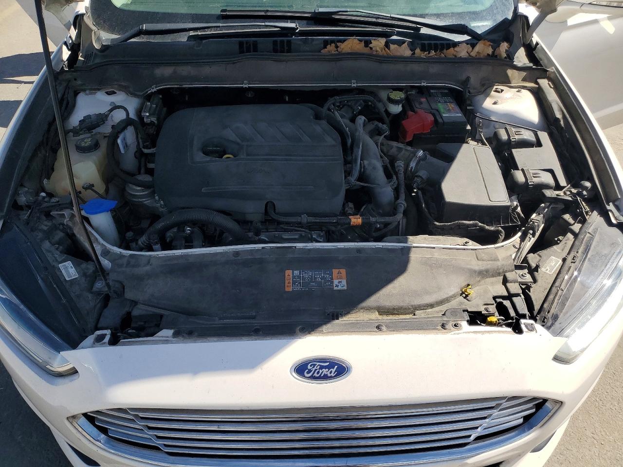 2014 FORD FUSION SE photo 11
