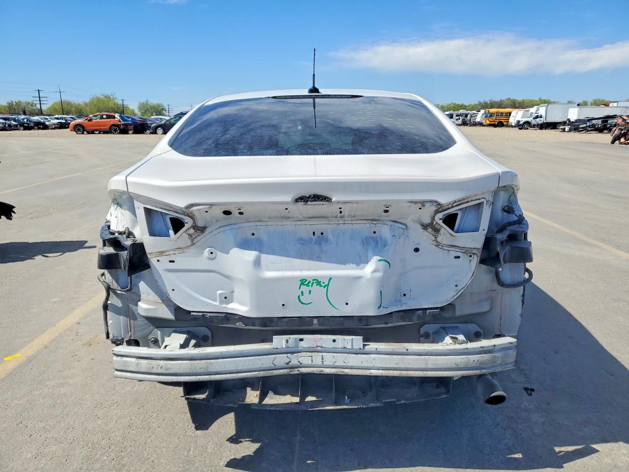 2014 FORD FUSION SE photo 6