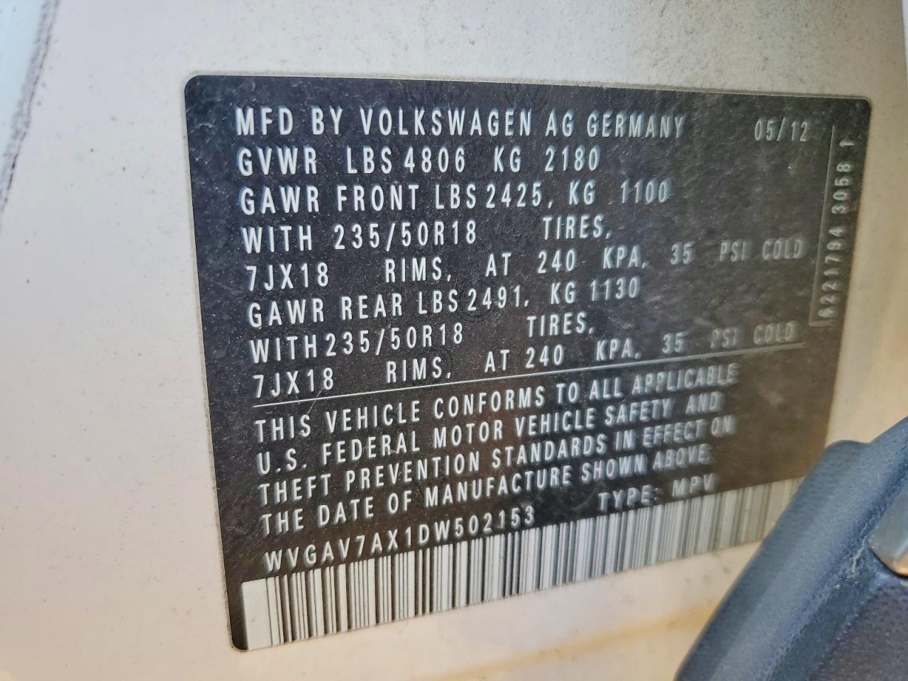 2013 VOLKSWAGEN TIGUAN S photo 37