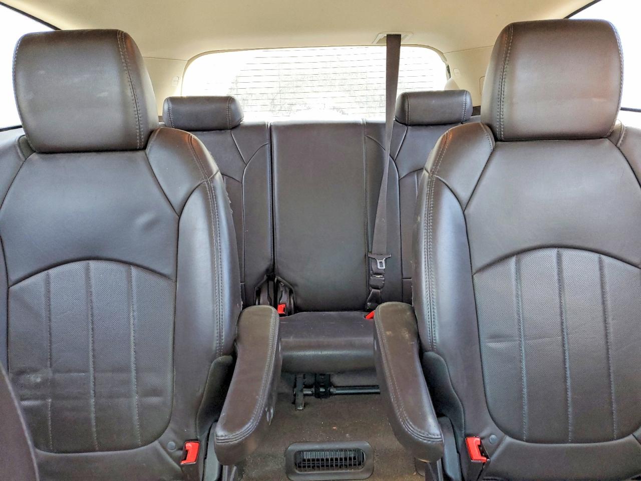 2014 BUICK ENCLAVE photo 28