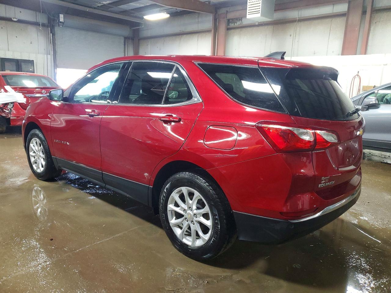2019 CHEVROLET EQUINOX LT photo 2