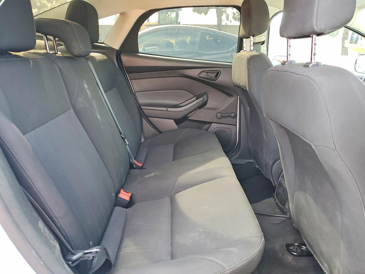 2017 FORD FOCUS S photo 19