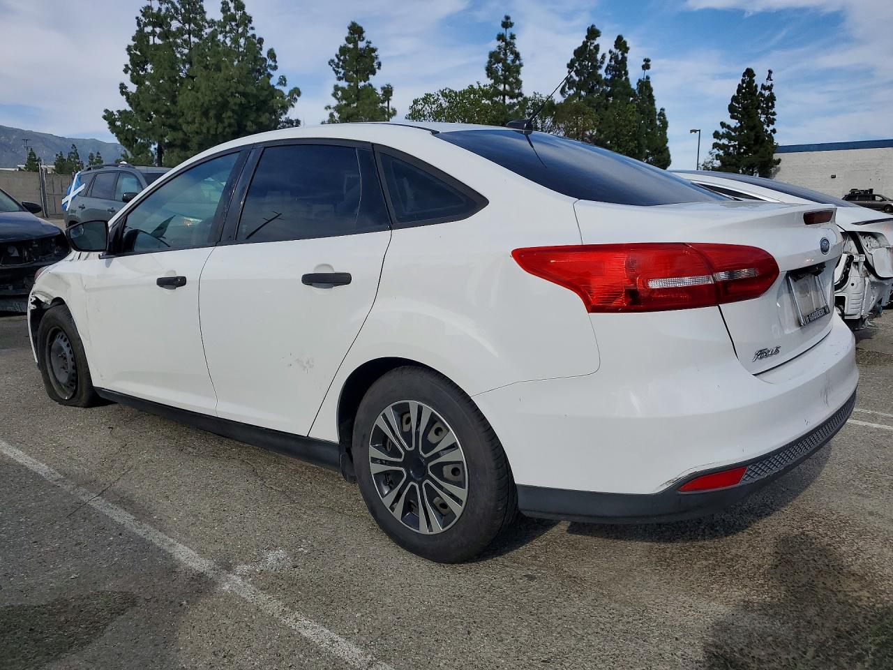 2017 FORD FOCUS S photo 3