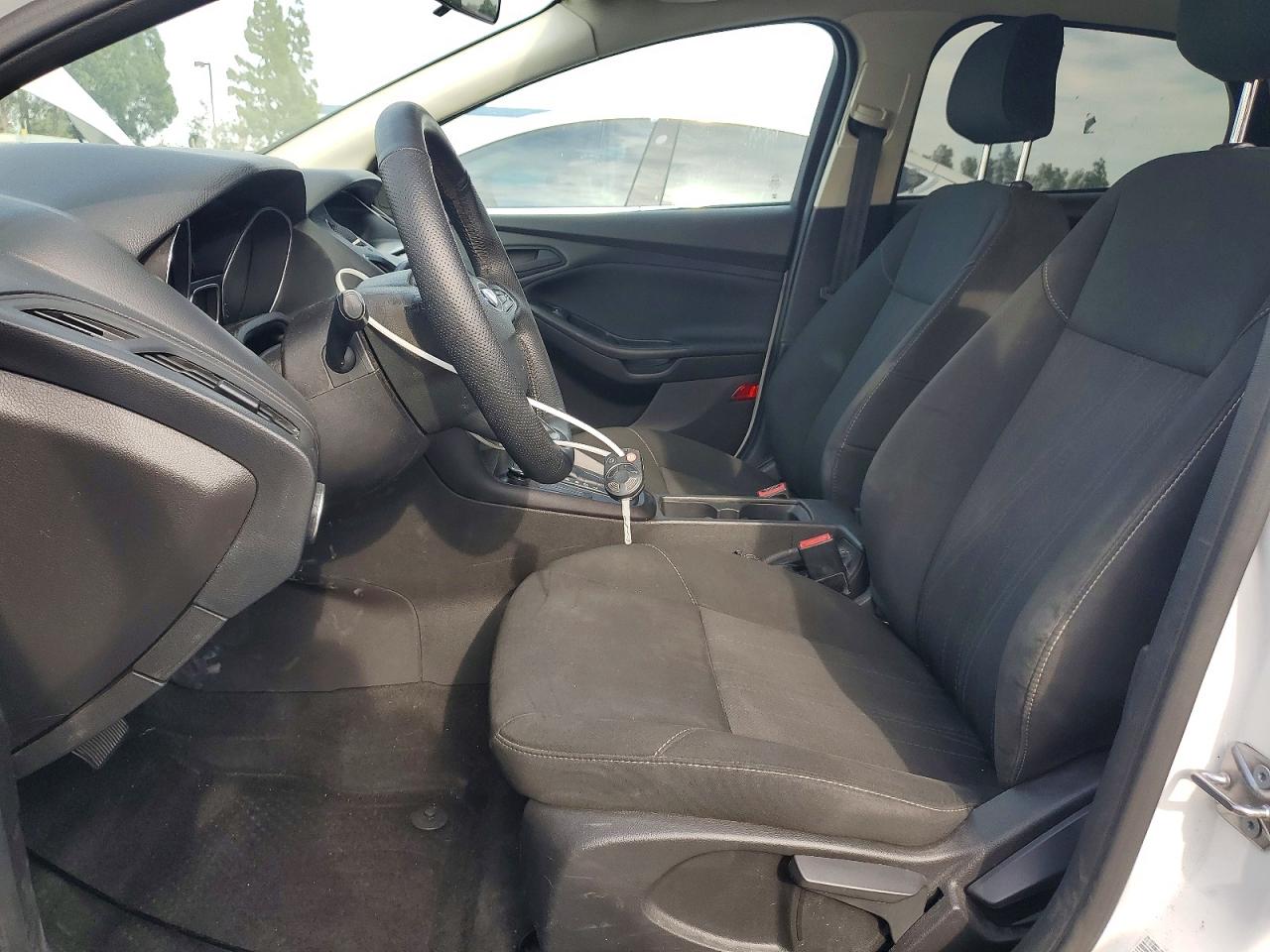 2017 FORD FOCUS S photo 13