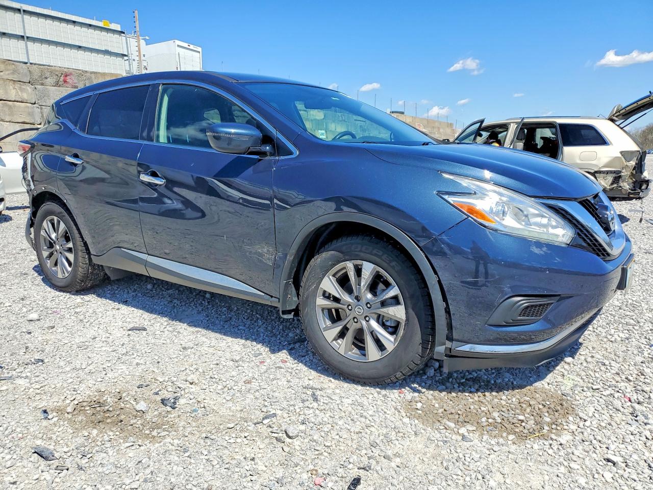 2017 NISSAN MURANO S photo 10