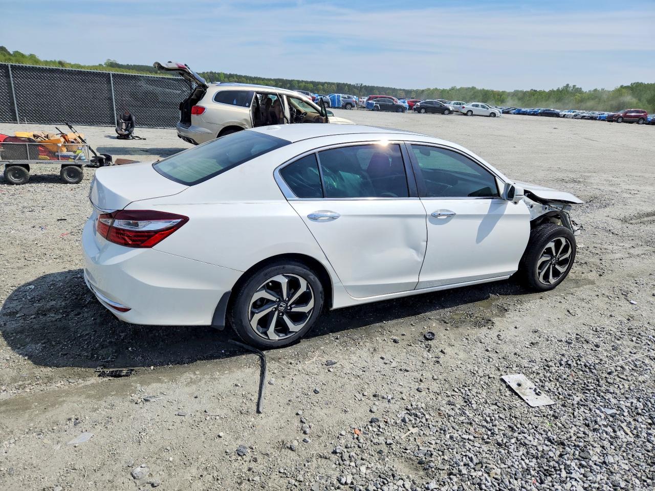 2016 HONDA ACCORD EX photo 5