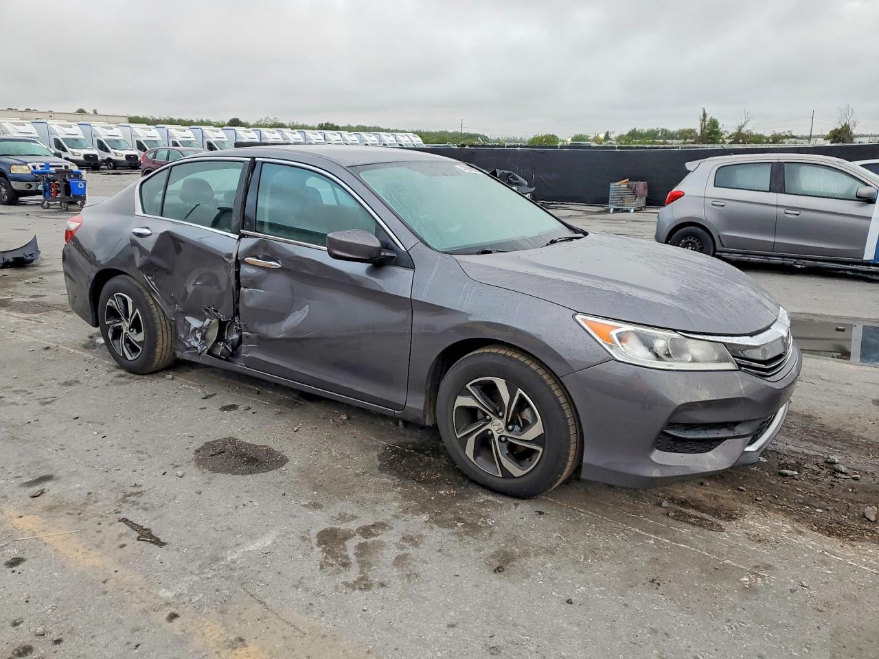 2016 HONDA ACCORD LX photo 7