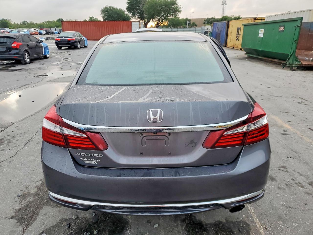 2016 HONDA ACCORD LX photo 11