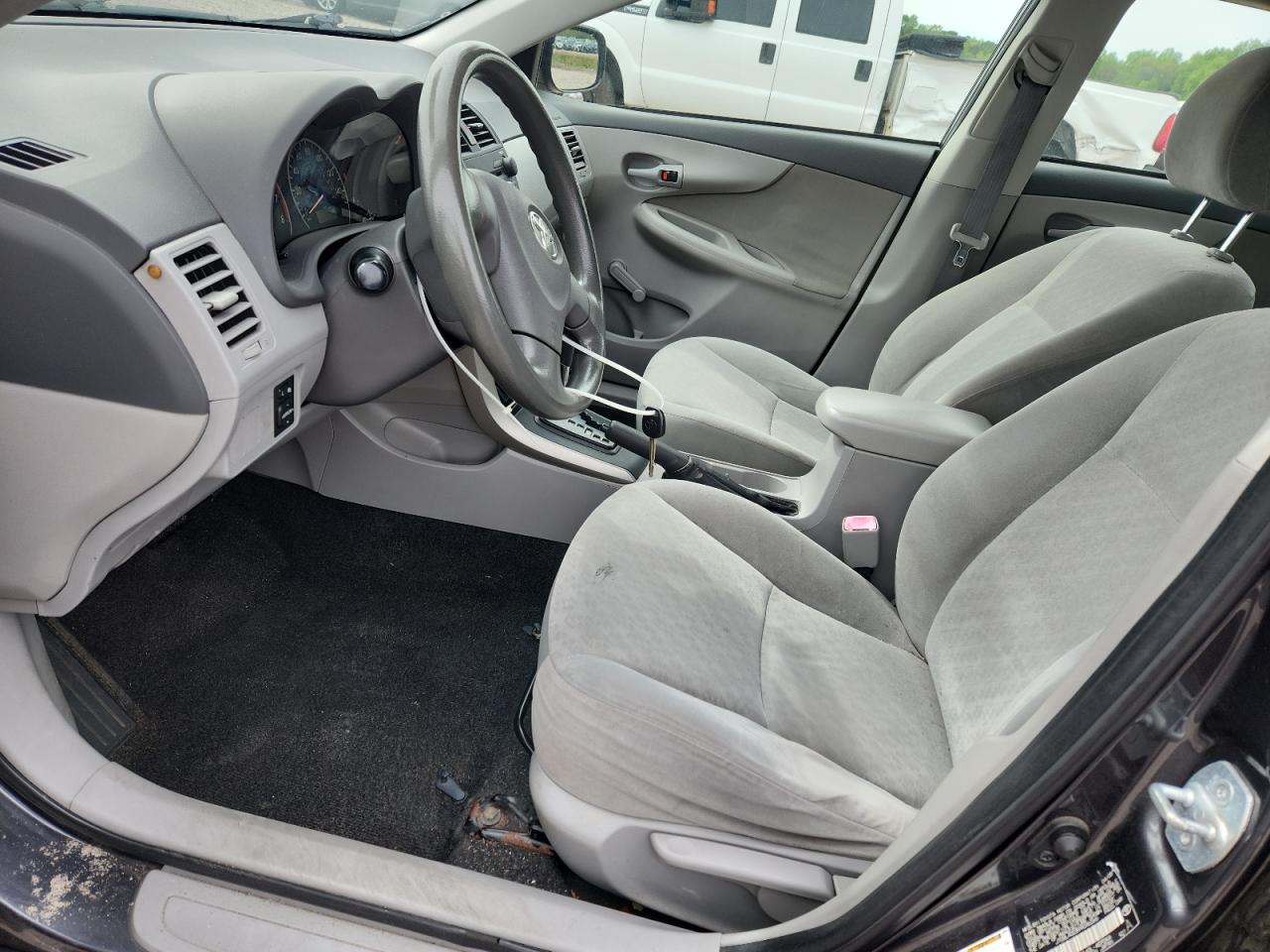2009 TOYOTA COROLLA BASE photo 19