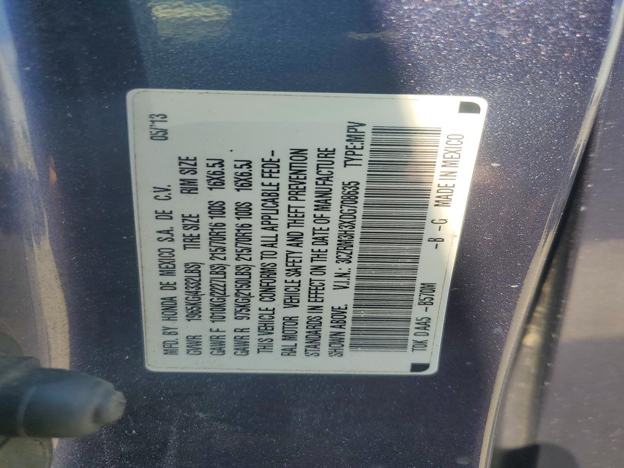 2013 HONDA CR-V LX photo 25