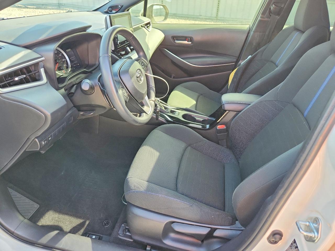 2021 TOYOTA COROLLA SE photo 13